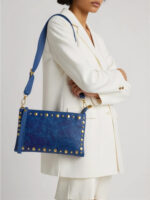 Bolso Bandolera Azul con Tachuelas Doradas – Modelo 1194 (16x26x1 cm, 250g) | Venta al por Mayor - Image 3