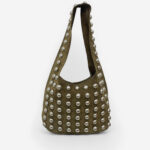 Bolso de Hombro de Piel con Tachuelas Metálicas – Estilo Moderno y Sofisticado 1398