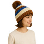 Gorro de invierno a rayas con pompón de pelo sintético y forro polar para mujer FG-HL01