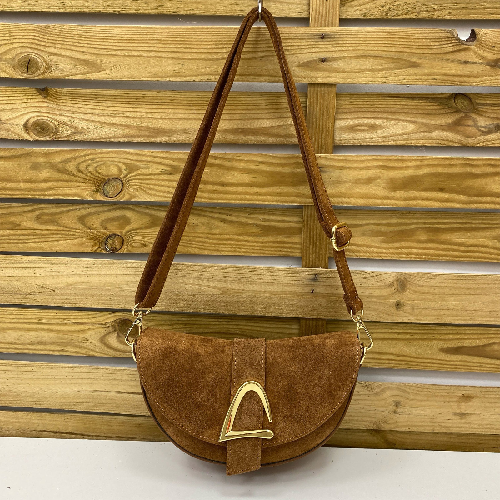 1352 Camel 1 Luxury Suede Crescent Shoulder Bag With Gold Accent,Designer Niche Crossbody – (Mod. 1352) - Imagen 1