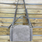 Bolso Mini Bowling de Piel Serraje Camel – Elegante, Versátil & Súper Trendy – (Mod. 1392 ) - Imagen 2