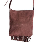 Bolso Bandolera de Ante con Flecos y Tachuelas – Color Burdeos – (Mod. 1395) - Imagen 4